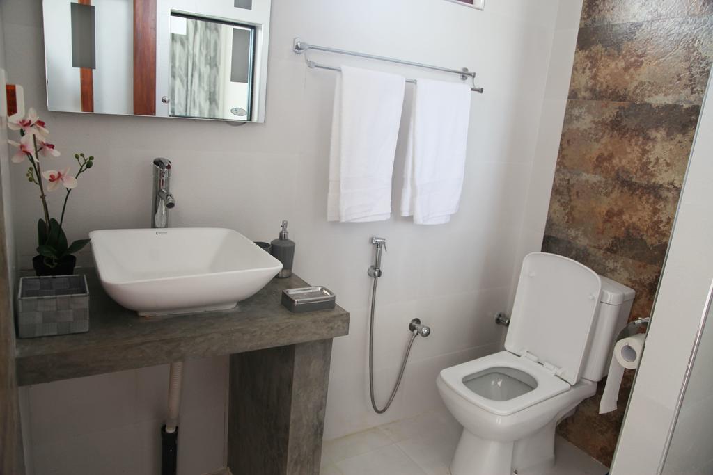 Aqua Marine Beach Resort Pasikuda Habitación foto